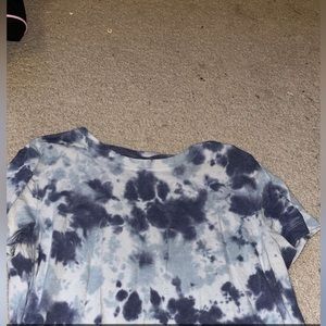 Tye die shirt, size M but can fit L also